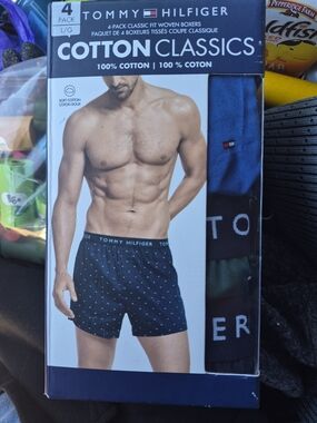 Tommy Hilfiger Cotton Classics 4-Pack Boxers - Navy, Blue, Black, Green pink